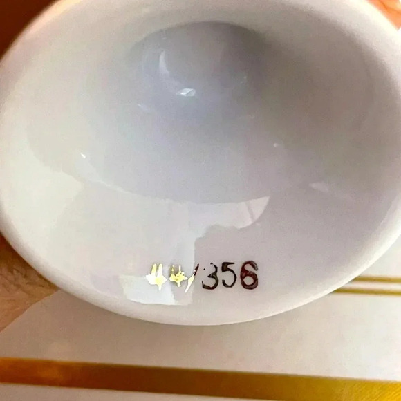 VINTAGE ROYAL SEALY  WHITE PINK gold PORCELAIN IRIDESCENT footed CUP japan - Picture 4 of 4